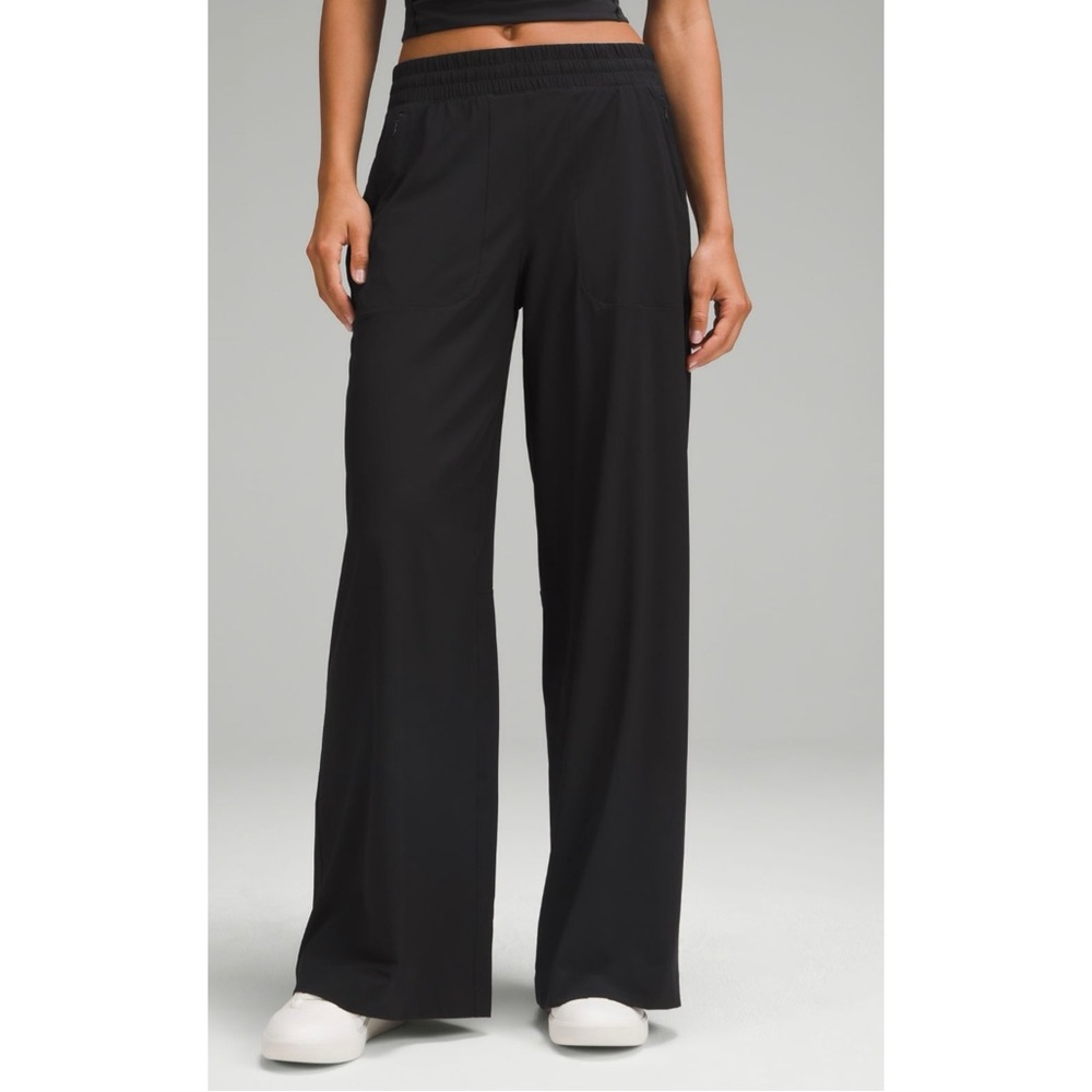 Lululemon Swift Mid-Rise Wide-Leg Pant, sz8